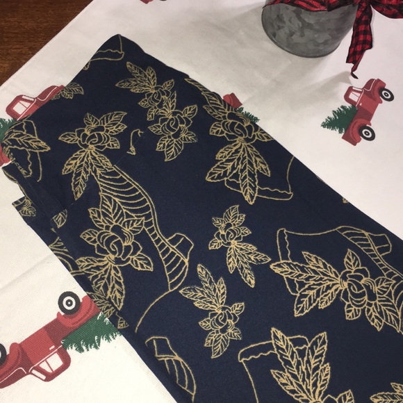 LuLaRoe Pants - 💥Price Firm💥BNWOT One Size Lularoe Leggings LuLaRoe Pants - 💥Price Firm💥BNWOT One Size Lularoe Leggings